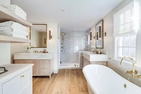 Bath - 149 E Bay Rd, Barnstable, MA 02655 photo 2 of 5