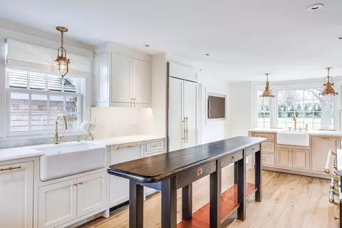 Kitchen - 149 E Bay Rd, Barnstable, MA 02655 photo 1 of 4