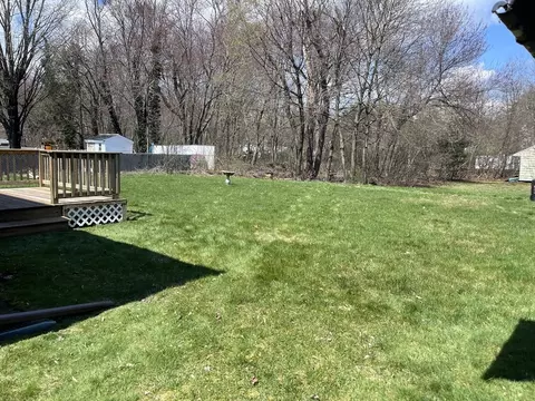 16 Gary Rd, Springfield, MA 01119 photo 10