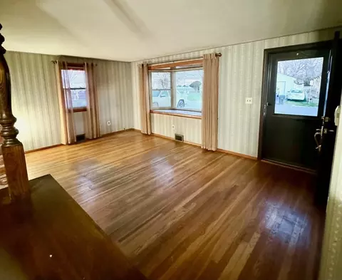 16 Gary Rd, Springfield, MA 01119 photo 12
