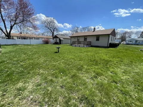 16 Gary Rd, Springfield, MA 01119 photo 7