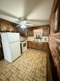16 Gary Rd, Springfield, MA 01119 photo 15