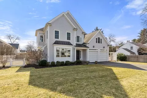 12 Parker Rd, Wellesley, MA 02482