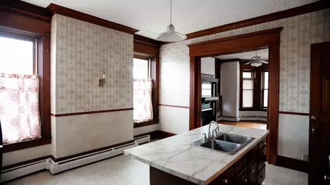 Kitchen - 495 Appleton St, Holyoke, MA 01040 photo 2 of 12