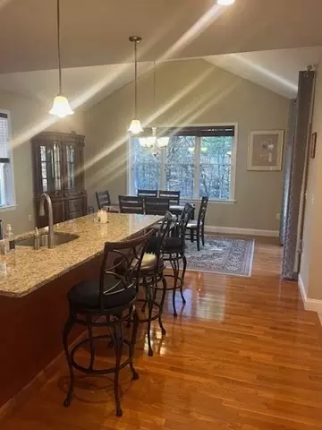 4 Blueberry Ln, Upton, MA 01568 photo 9
