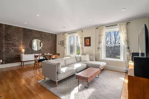 10 Monument Sq #4, Charlestown, MA 02129