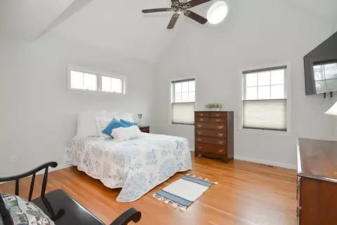 Bedroom - 8 Wilann Rd, Mashpee, MA 02649 photo 1 of 10