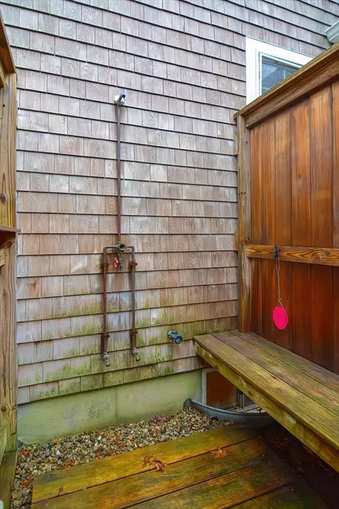 Exterior - 8 Wilann Rd, Mashpee, MA 02649 photo 7 of 10