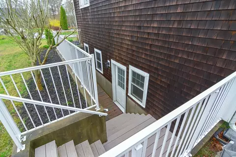 Exterior - 8 Wilann Rd, Mashpee, MA 02649 photo 9 of 10