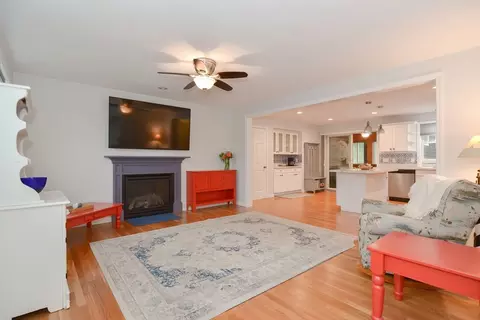Living - 8 Wilann Rd, Mashpee, MA 02649 photo 3 of 5