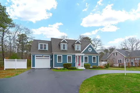 Exterior - 8 Wilann Rd, Mashpee, MA 02649 photo 3 of 10