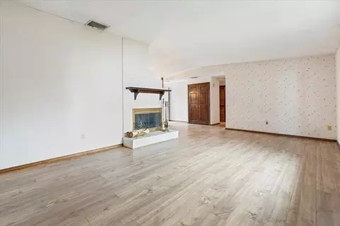 Living - 6 Sycamore St, Danvers, MA 01923 photo 2 of 7