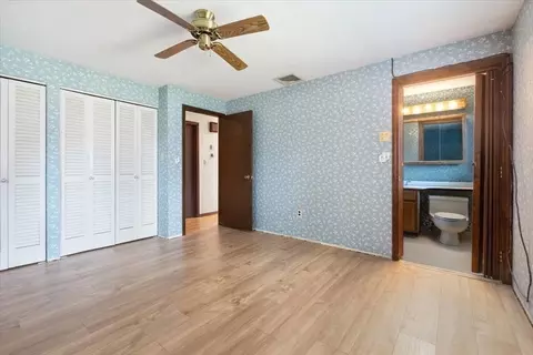 Bedroom - 6 Sycamore St, Danvers, MA 01923 photo 3 of 6
