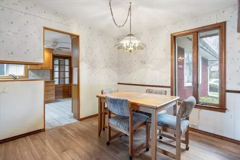 Dining - 6 Sycamore St, Danvers, MA 01923 photo 1 of 2