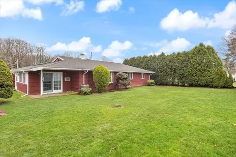 Exterior - 6 Sycamore St, Danvers, MA 01923 photo 4 of 5