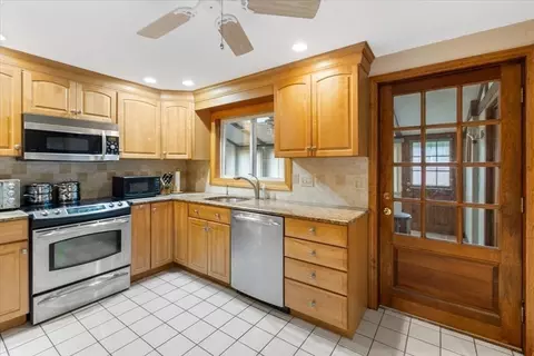 Kitchen - 6 Sycamore St, Danvers, MA 01923 photo 1 of 4