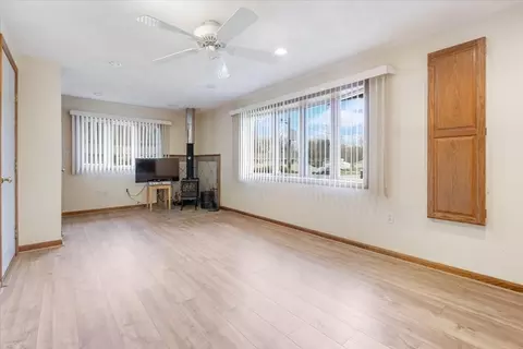 Living - 6 Sycamore St, Danvers, MA 01923 photo 5 of 7