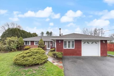 Exterior - 6 Sycamore St, Danvers, MA 01923 photo 2 of 5