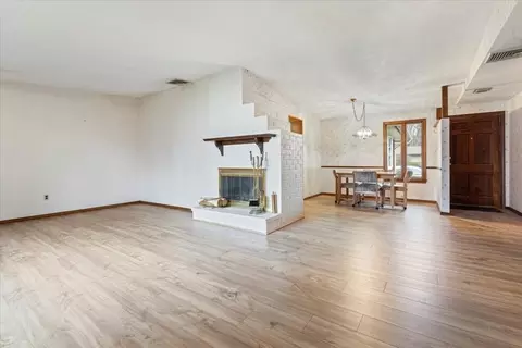 Living - 6 Sycamore St, Danvers, MA 01923 photo 3 of 7