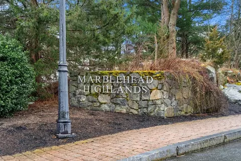 33 Intrepid Cir #108, Marblehead, MA 01945