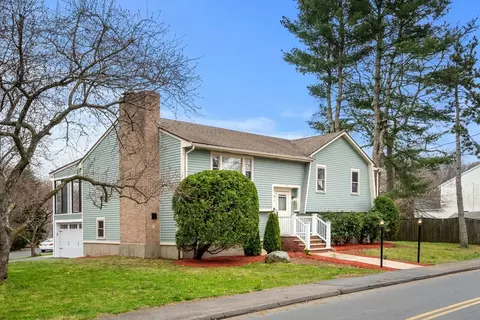 109 Foster Rd, Swampscott, MA 01907