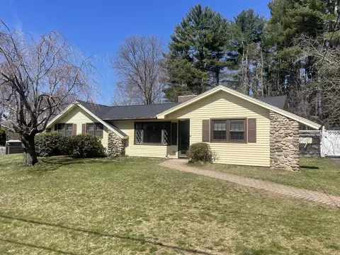 10 Wilbur Dr, Ashland, MA 01721