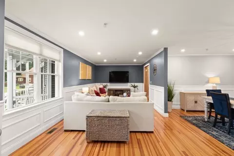 43 High St #101, Mansfield, MA 02048