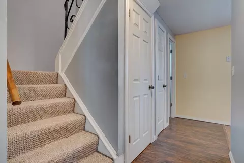 Entry Way - 16 Warebrook Vlg, Ware, MA 01082 photo 1 of 2