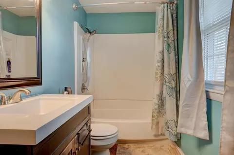 Bath - 16 Warebrook Vlg, Ware, MA 01082 photo 2 of 2