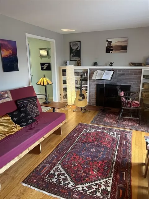 Living - 233 Park St, Easthampton, MA 01027 photo 1 of 3