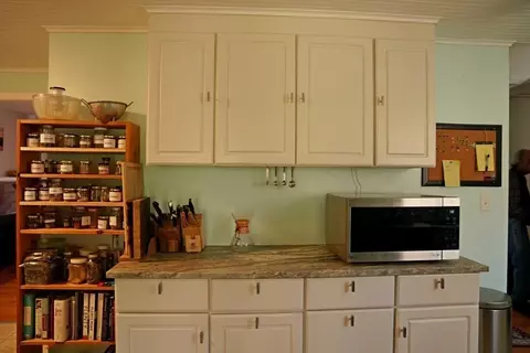 Kitchen - 233 Park St, Easthampton, MA 01027 photo 3 of 3