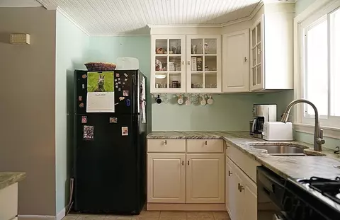 Kitchen - 233 Park St, Easthampton, MA 01027 photo 1 of 3
