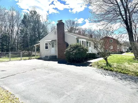 Exterior - 88 Pondview Dr, Ludlow, MA 01056 photo 2 of 3