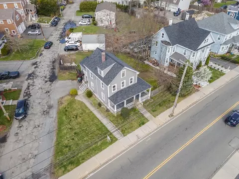 Exterior - 465 High St, Dedham, MA 02026 photo 8 of 10