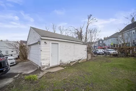 Exterior - 465 High St, Dedham, MA 02026 photo 7 of 10