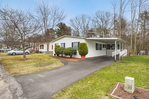50 Highland Streeet #26, Taunton, MA 02780