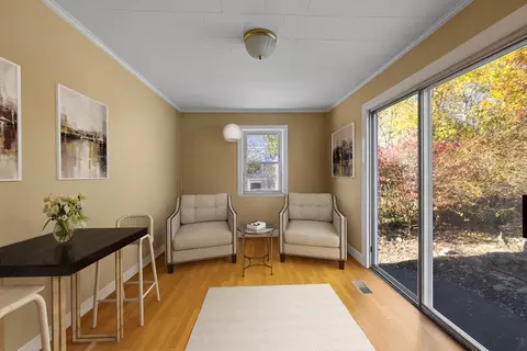 Living - 51 Appleton St, Saugus, MA 01906 photo 4 of 4