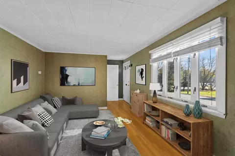 Living - 51 Appleton St, Saugus, MA 01906 photo 1 of 4
