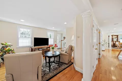 Living - 35 Waterfield Rd, Barnstable, MA 02655 photo 3 of 7