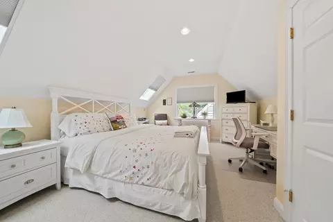 Bedroom - 35 Waterfield Rd, Barnstable, MA 02655 photo 5 of 5