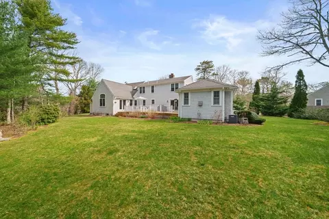 Exterior - 35 Waterfield Rd, Barnstable, MA 02655 photo 6 of 7
