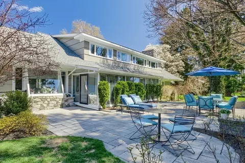 17 Oak Hill Rd, Worcester, MA 01609 photo 5