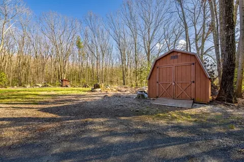 Exterior - 170 Laurel Hill Rd, Westhampton, MA 01027 photo 5 of 15