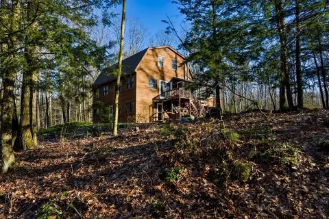 Exterior - 170 Laurel Hill Rd, Westhampton, MA 01027 photo 10 of 15