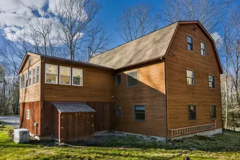 Exterior - 170 Laurel Hill Rd, Westhampton, MA 01027 photo 2 of 15