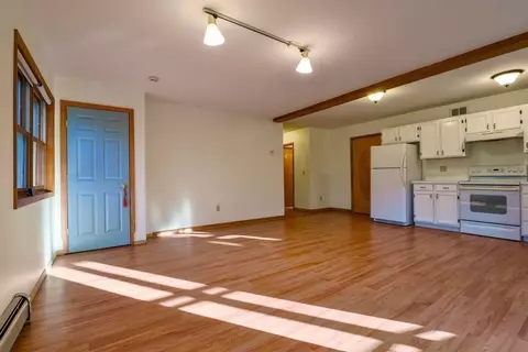 Living - 170 Laurel Hill Rd, Westhampton, MA 01027 photo 5 of 5