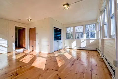 Living - 170 Laurel Hill Rd, Westhampton, MA 01027 photo 3 of 5