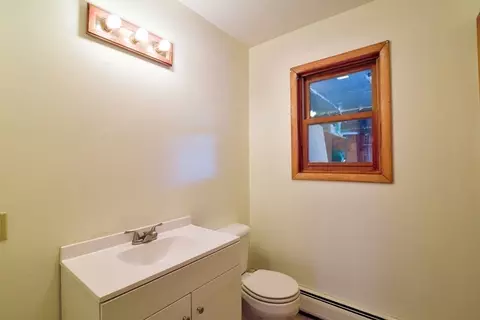 Bath - 170 Laurel Hill Rd, Westhampton, MA 01027 photo 4 of 5