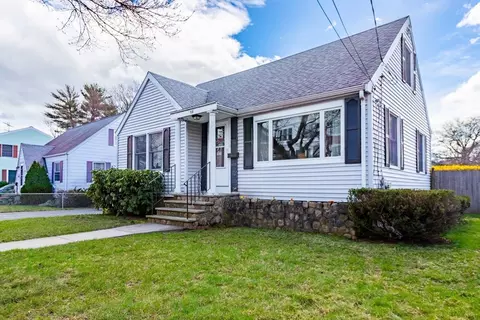 5 Veterans Memorial Dr # A, Peabody, MA 01960