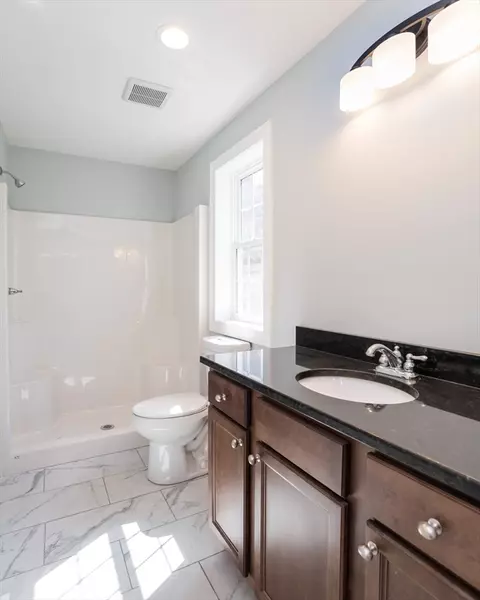 Bath - 81 Fairhaven Dr, Springfield, MA 01151 photo 1 of 4